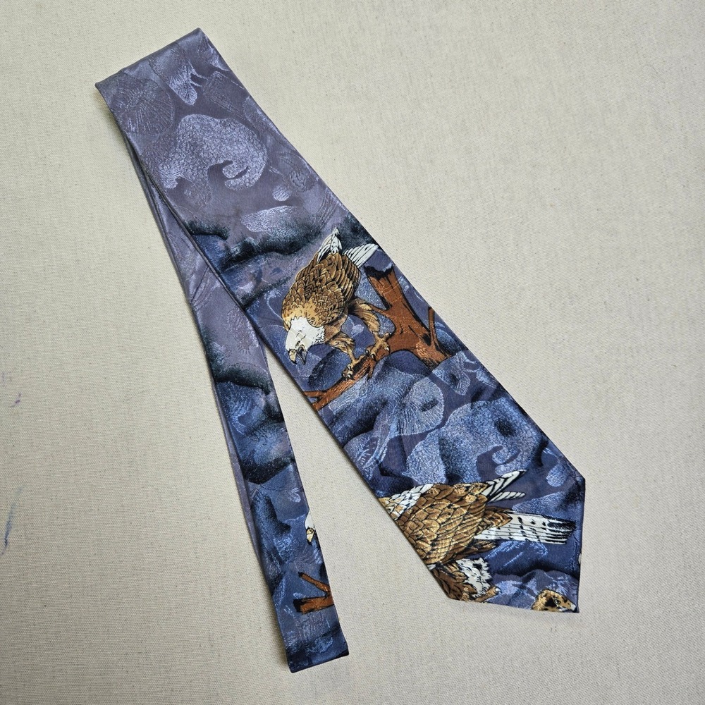 Vintage‎ Animal Tracks Tie Bald Eagle Blue Wildlife Men's Necktie Made in USA